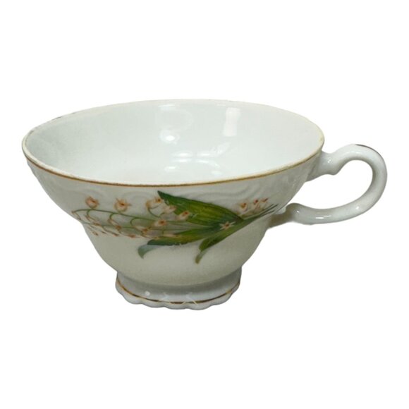 Vintage Lily of the Valley Pedestal Tea Cup & Saucer Gold Trim Made in Japan - Picture 7 of 9